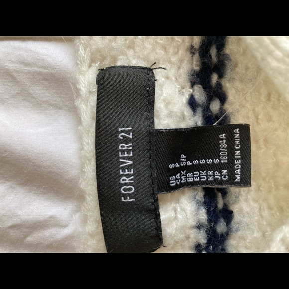 Sweater - Picture 3 of 3